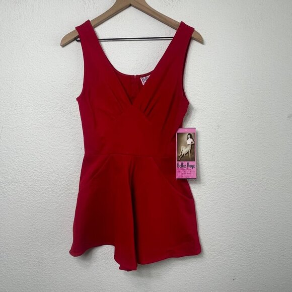 Bettie Page Women’s Romper Size Small Red Sleeveless BD134637 Zip Pockets NWT - Picture 5 of 11
